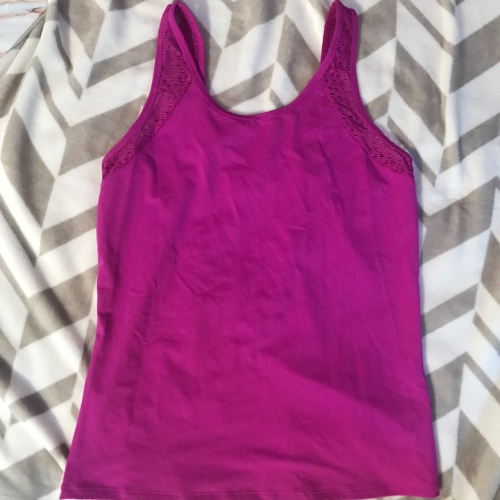 FABLETICS TANK TOP